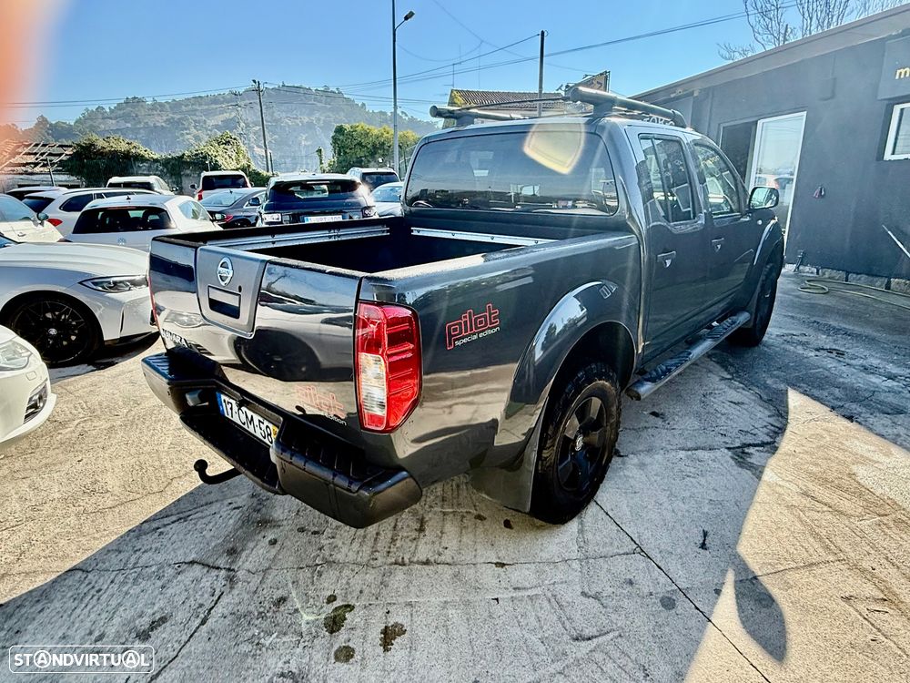 Nissan Navara 2.5 dCi CD LE Prem.+BDT AT - 4