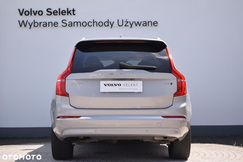Volvo XC 90 - 8