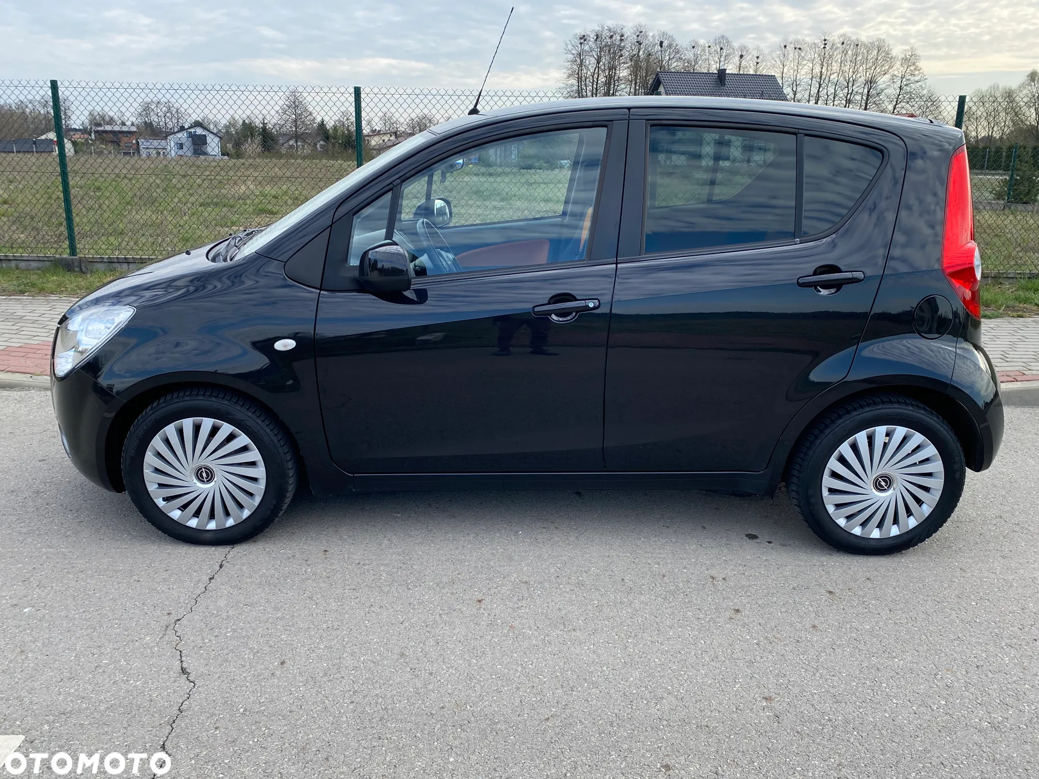 Opel Agila 1.2 Enjoy - 2