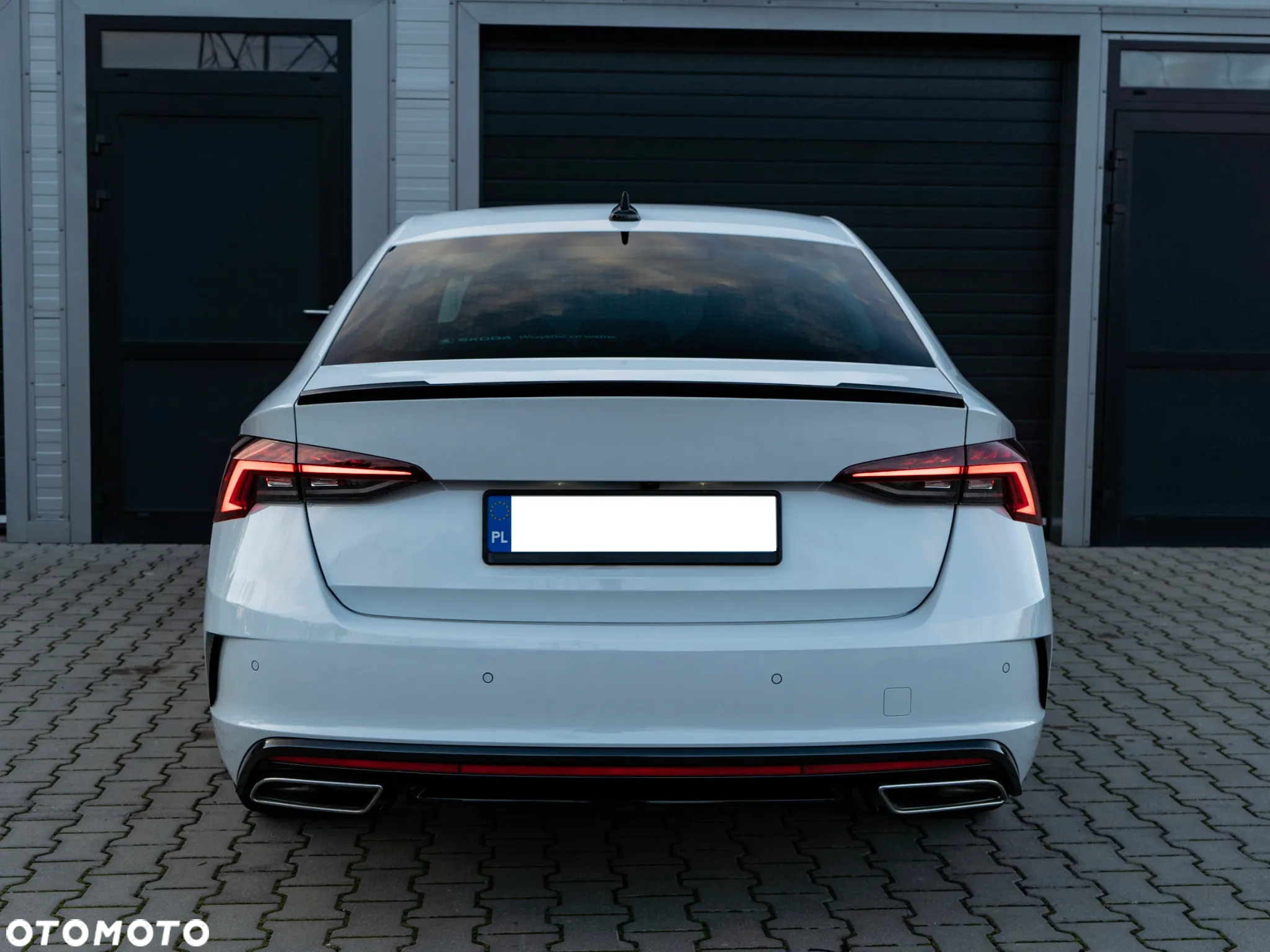 Skoda Octavia 2.0 TDI RS DSG - 6