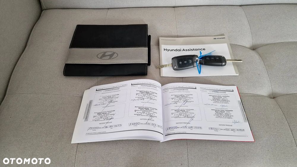 Hyundai i30 1.6 D Classic + - 14