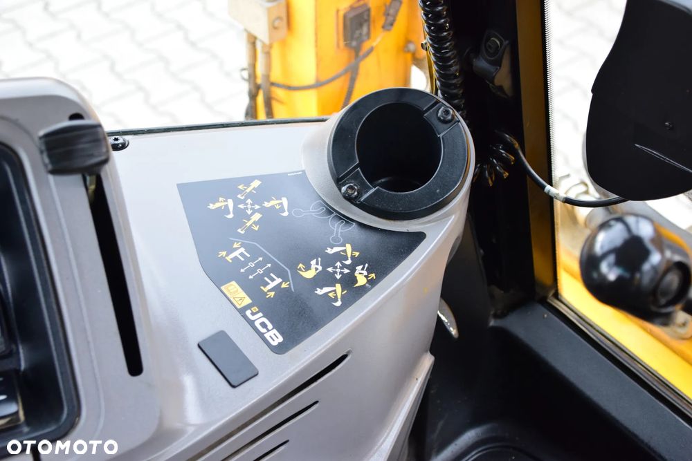 JCB 3CX Sitemaster PLUS - 22
