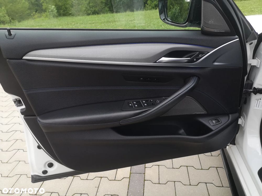 BMW Seria 5 530i M Sport sport - 19
