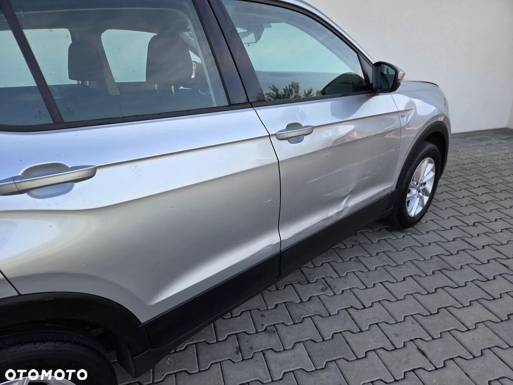 Volkswagen T-Cross - 19