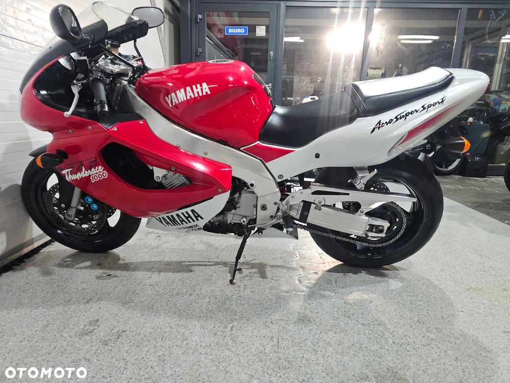 Yamaha YZF - 20