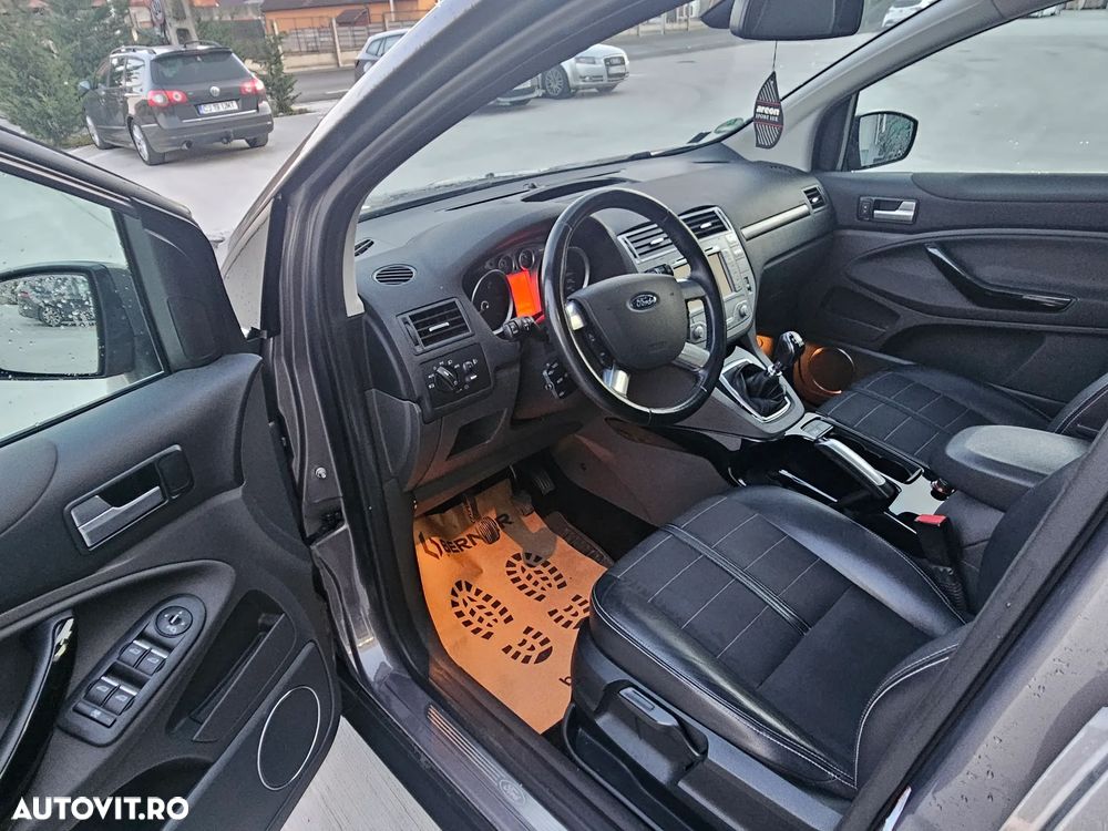 Ford Kuga S 2.0 TDCi 4x4 Plus Editionsmodell - 5