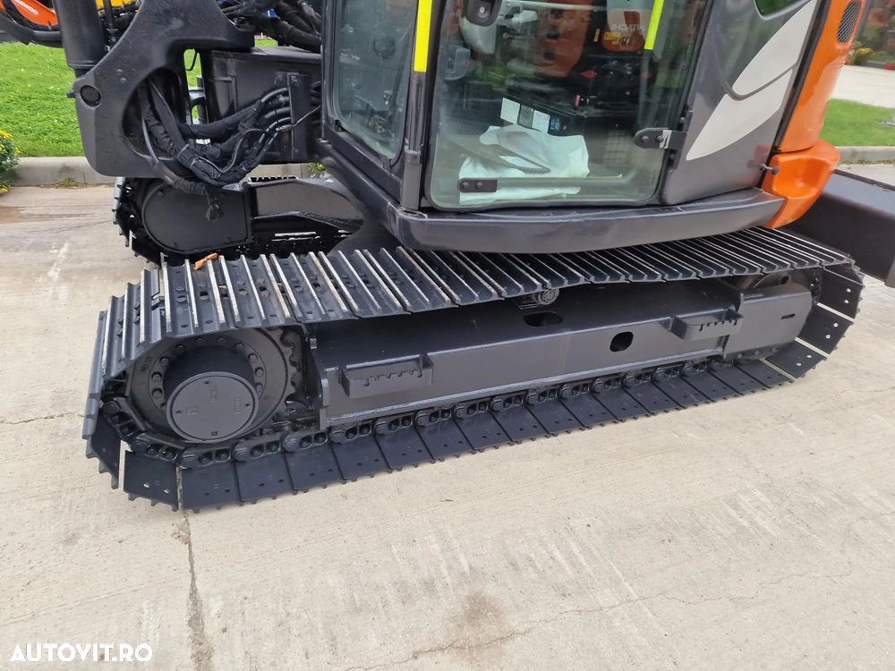 Hitachi ZX85-6, 2022, 2.582h, Masa Operationala 8,65t, CUPLA RAPIDA HIDRAULICA+3 CUPE NOI, SENILE NOI, Inst picon, camera spate, ad sapare 5m, ridica 4,5t, LAMA NIVELARE, Sistem antifurt, 58CP, Leasing 4 ani cu rata lunara 1300Eur/6500 lei,PROMOTIE 58.900eur - 19