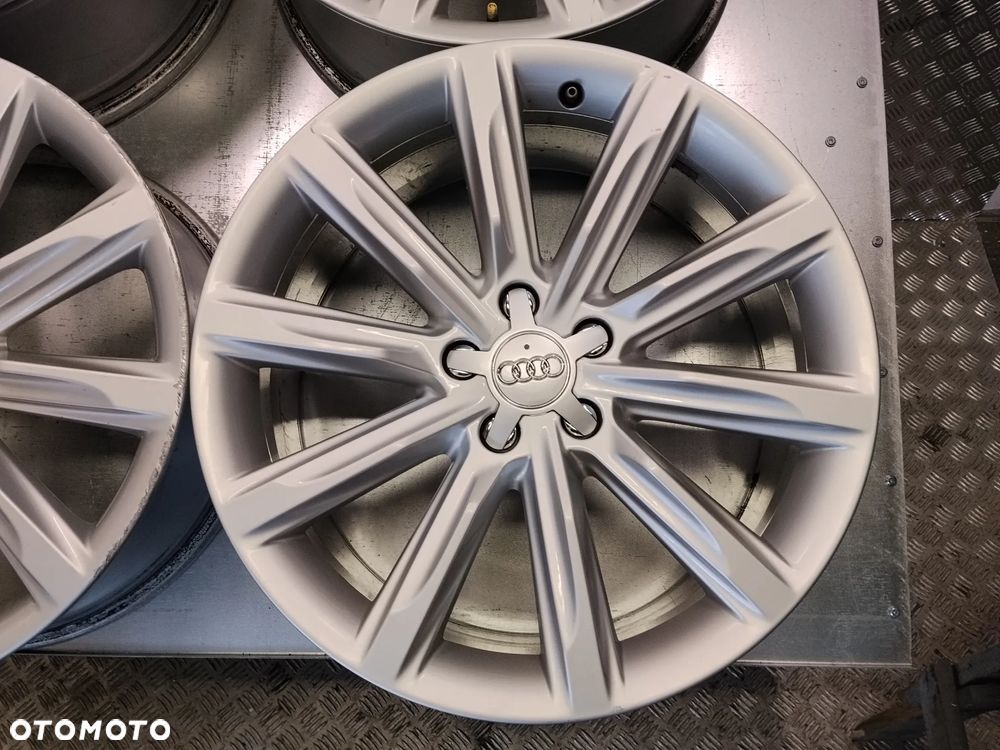 Felgi Audi A6 A7 A8 8Jx19 et26 5x112 - 4