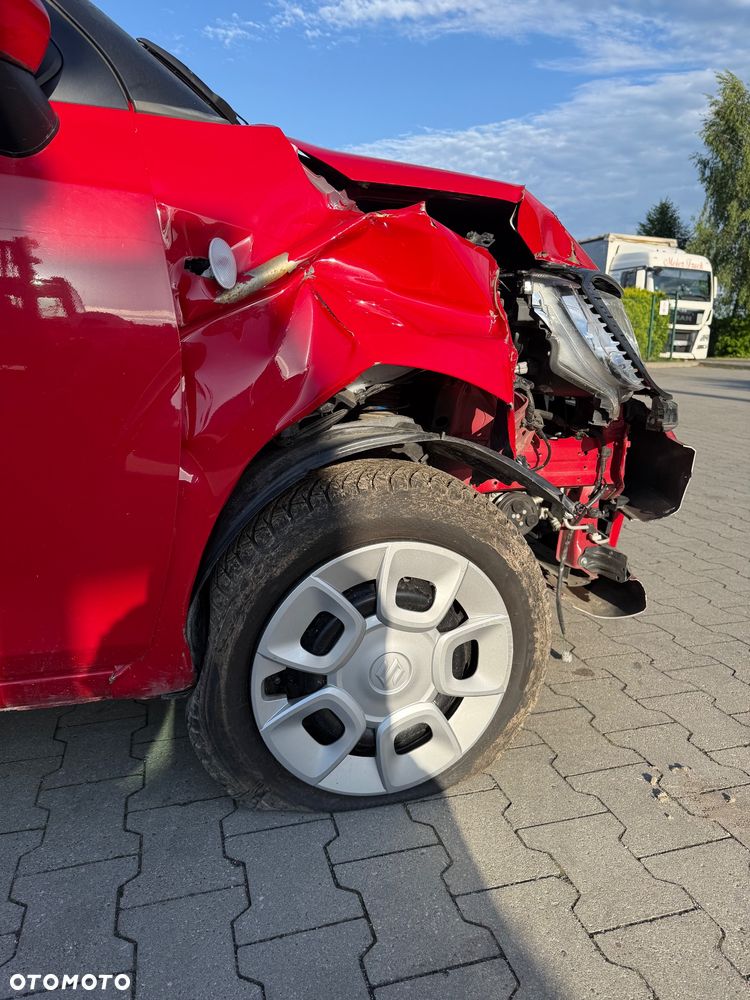 Suzuki Ignis - 10