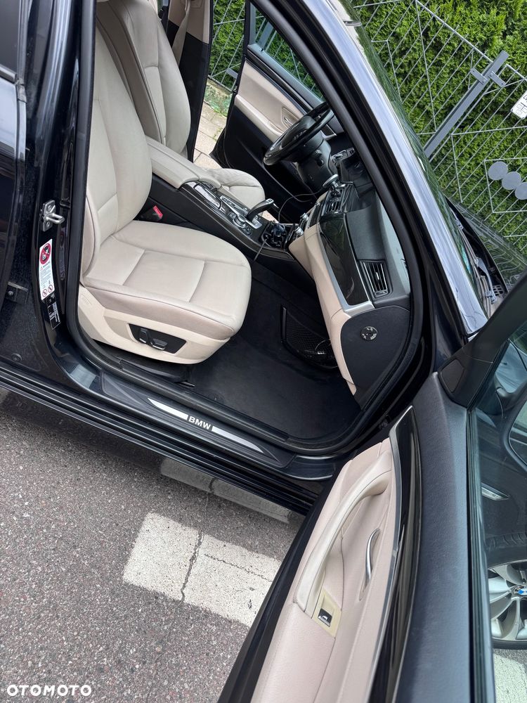 BMW Seria 5 525d xDrive Luxury Line - 8