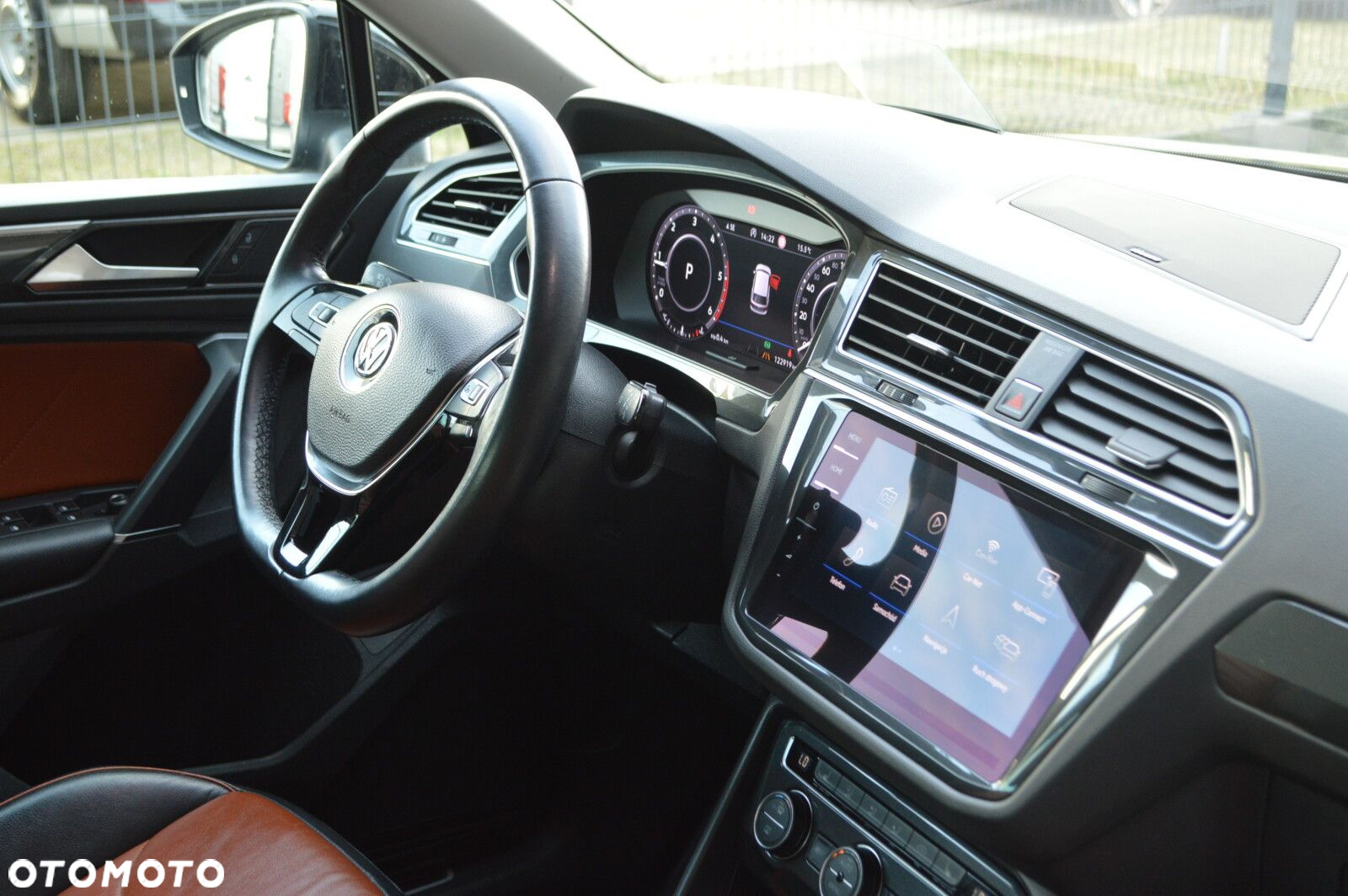 Volkswagen Tiguan - 30