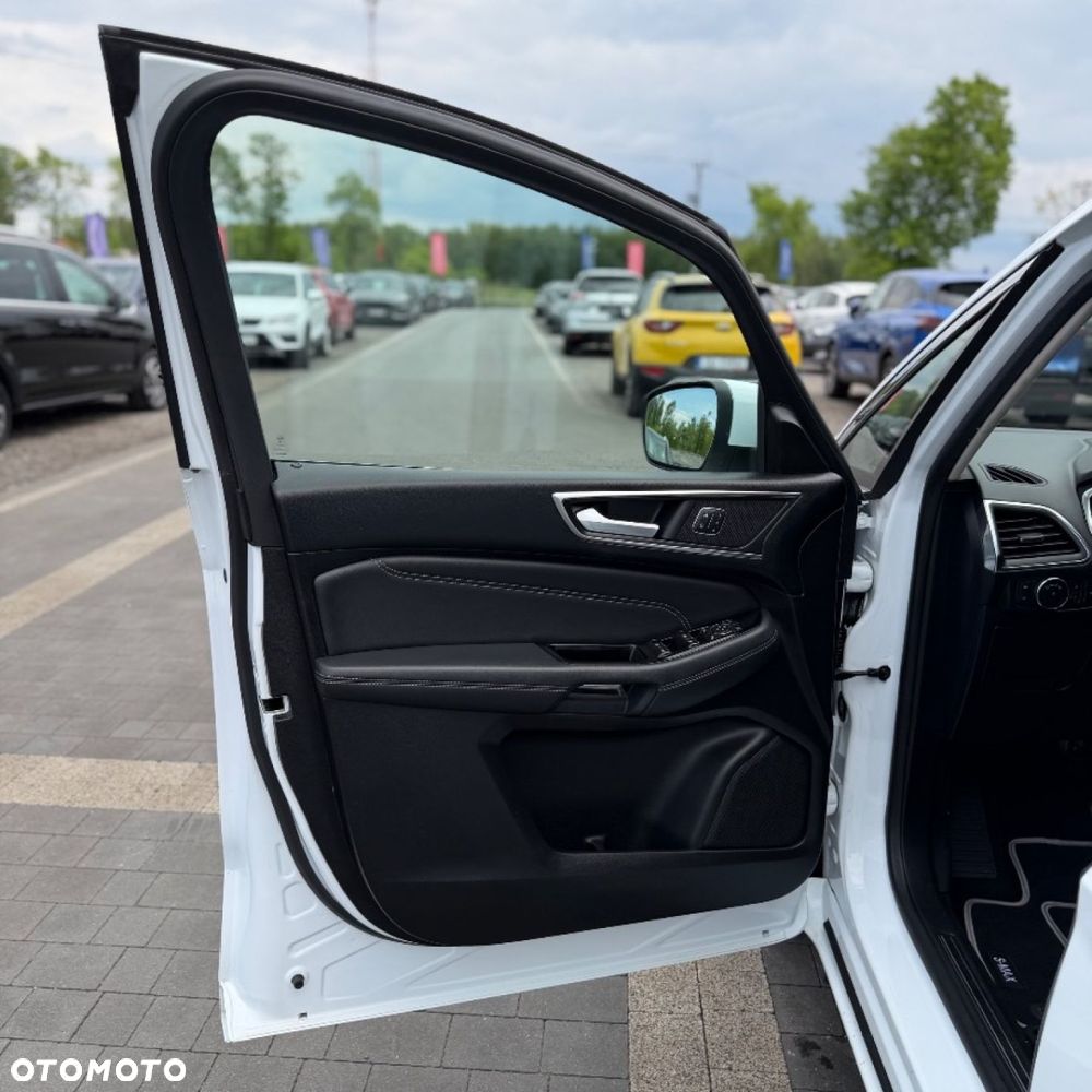 Ford S-Max - 16