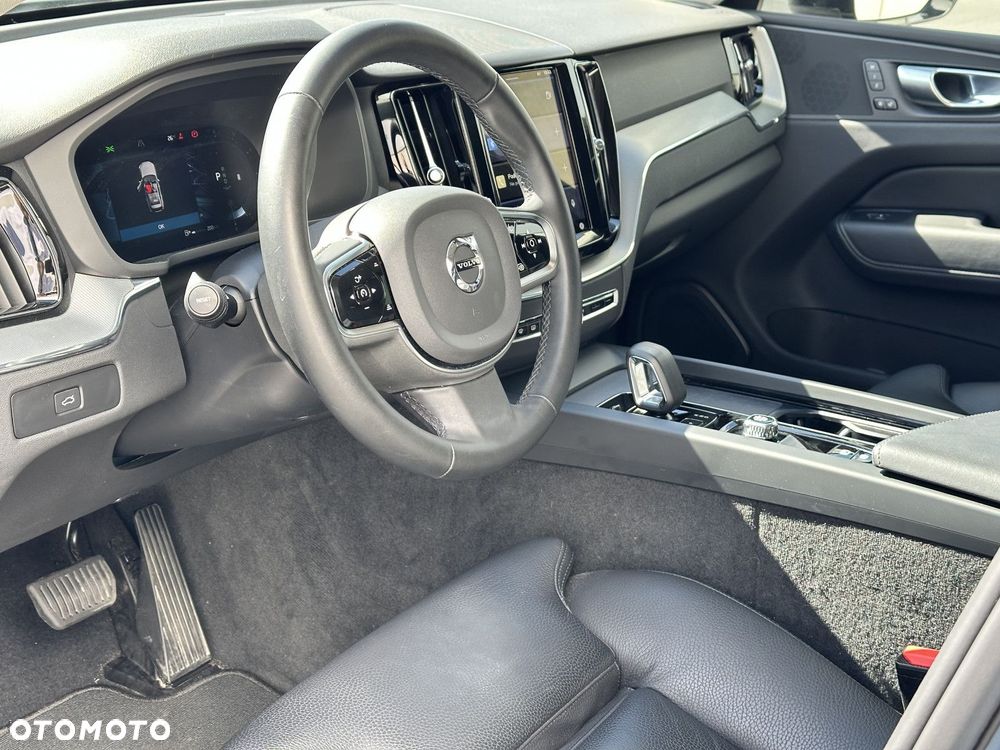 Volvo XC 60 - 8