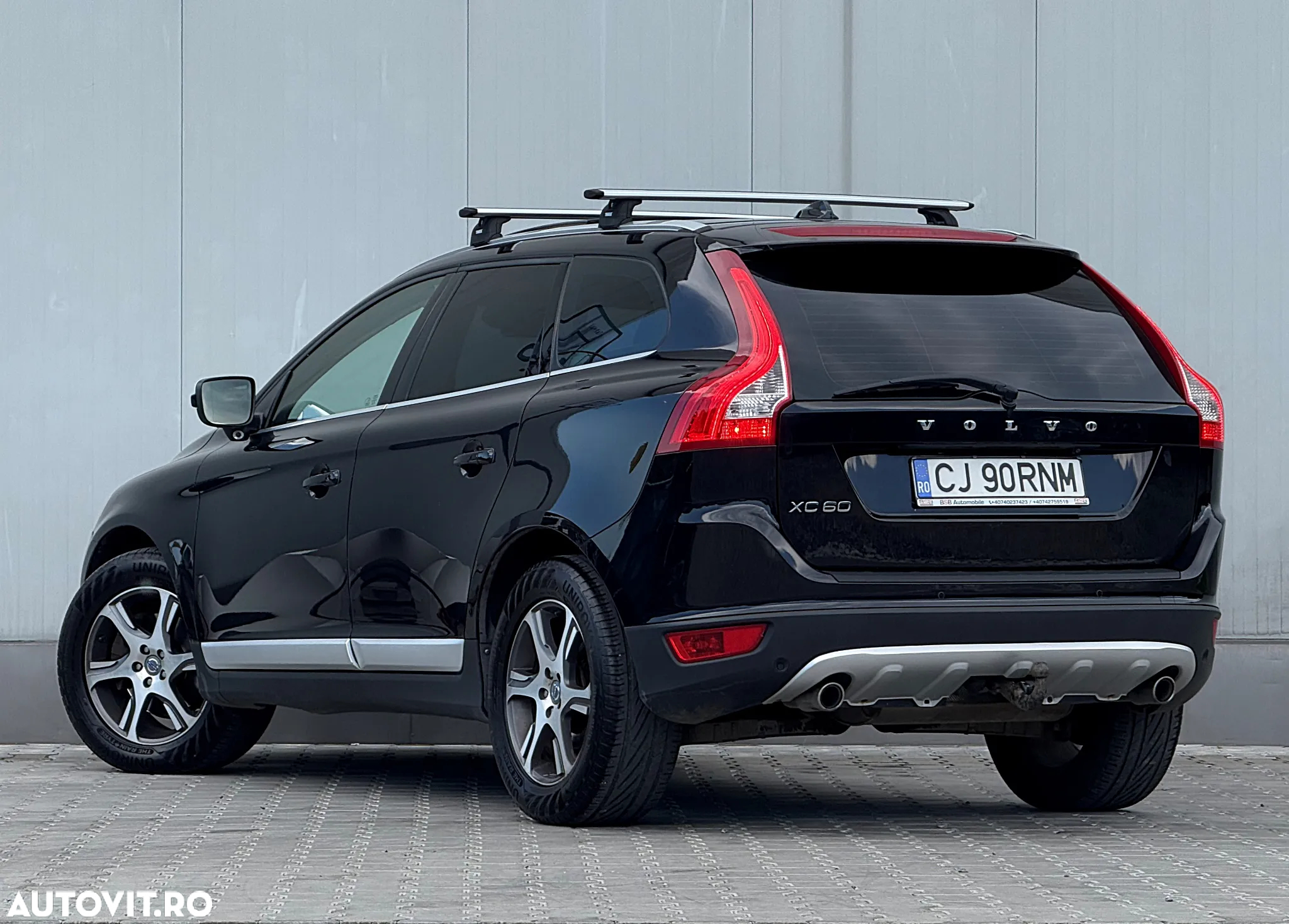 Volvo XC 60 D5 AWD Summum - 4
