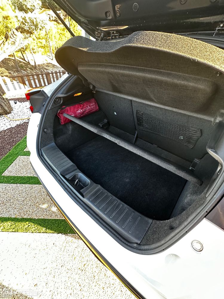 Nissan Juke 1.0 DIG-T N-Design C.Two Tone S.DCT - 9