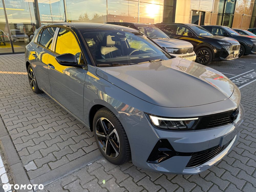 Opel Astra 1.2 T GS Line S&S - 3