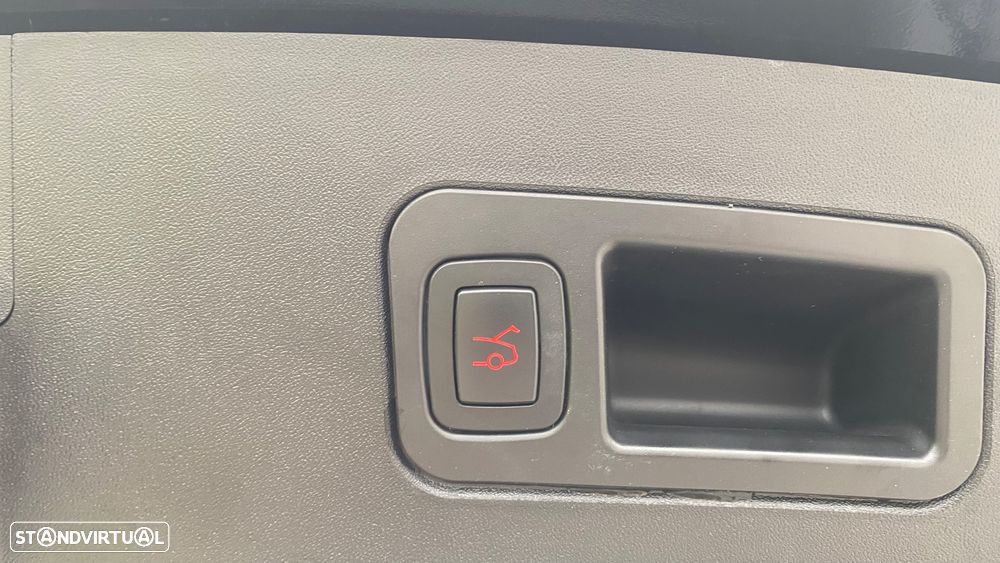 Tesla Model S 75D - 13