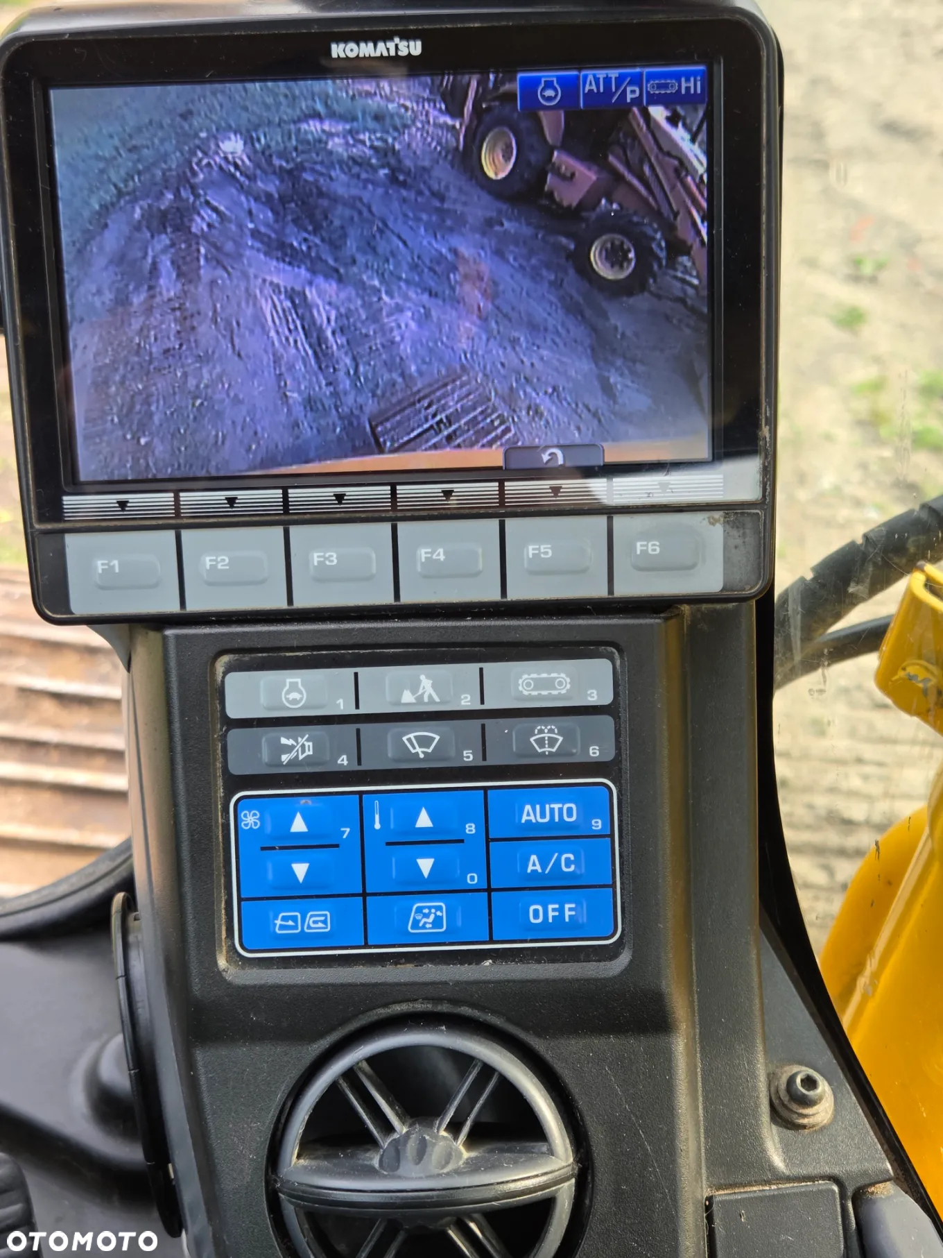 Komatsu PC138US - 7