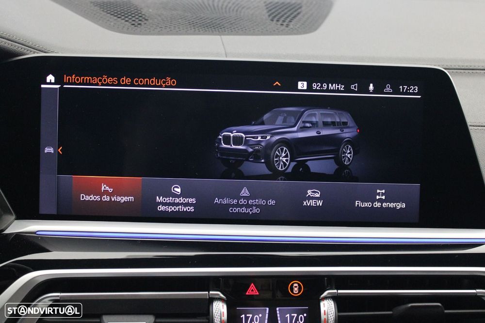 BMW X7 40 d xDrive Pack M — fotografia 29