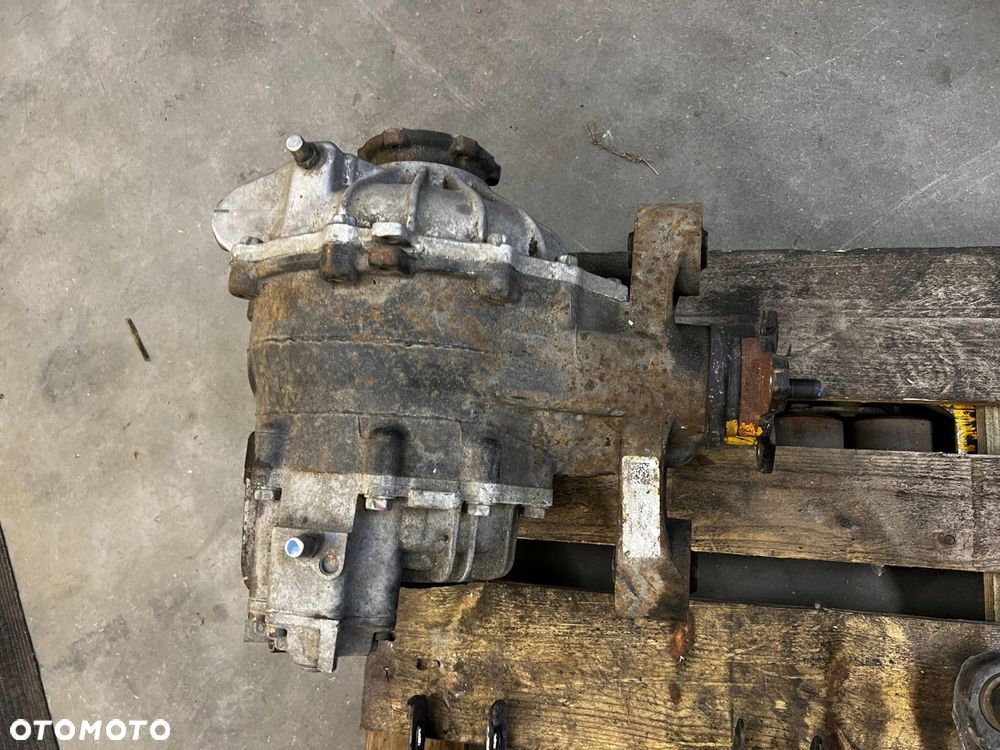 MOST DYFER DYFERENCJAŁ TYŁ CHEVROLET CAMARO VI SS 6.2 V8 16- 3.73 - 2
