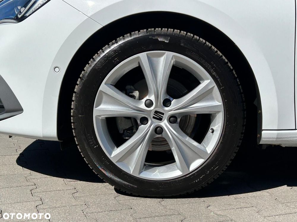 Seat Leon 1.5 eTSI FR DSG - 39