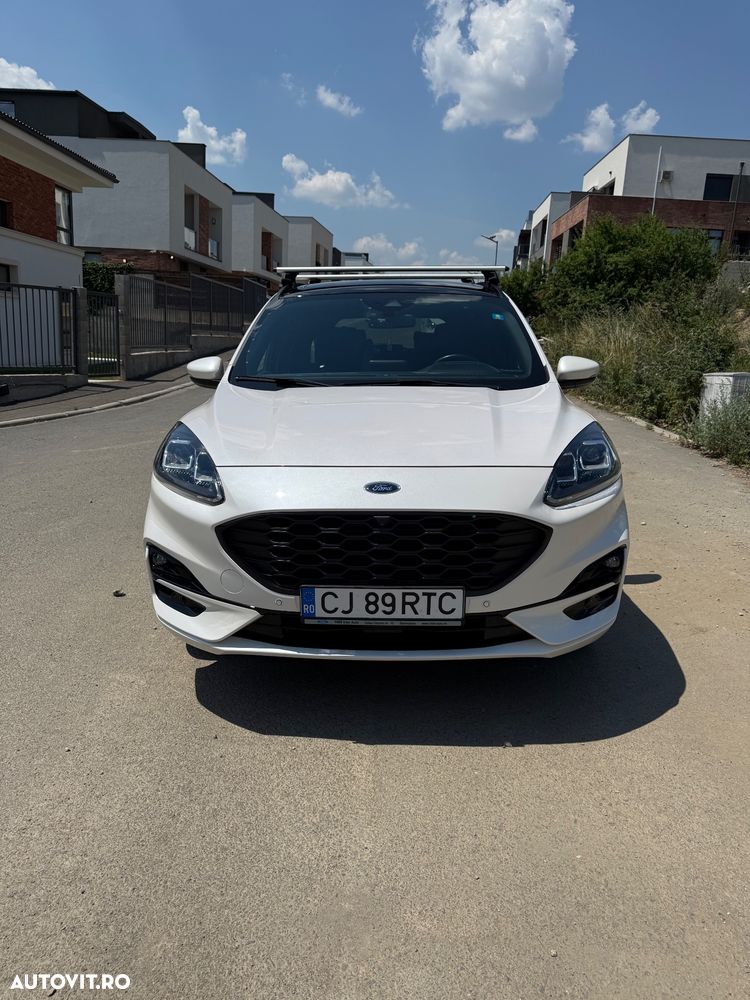 FORD Kuga 2023