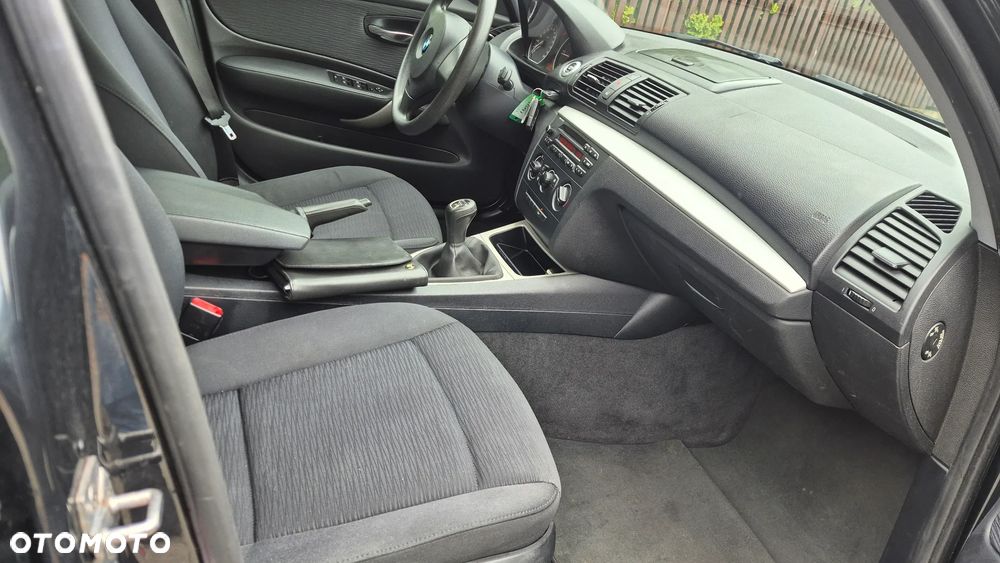 BMW Seria 1 - 39