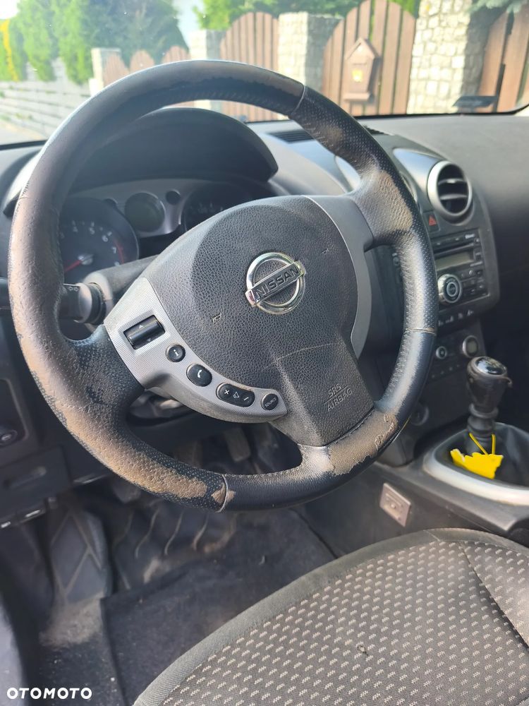 Nissan Qashqai - 4