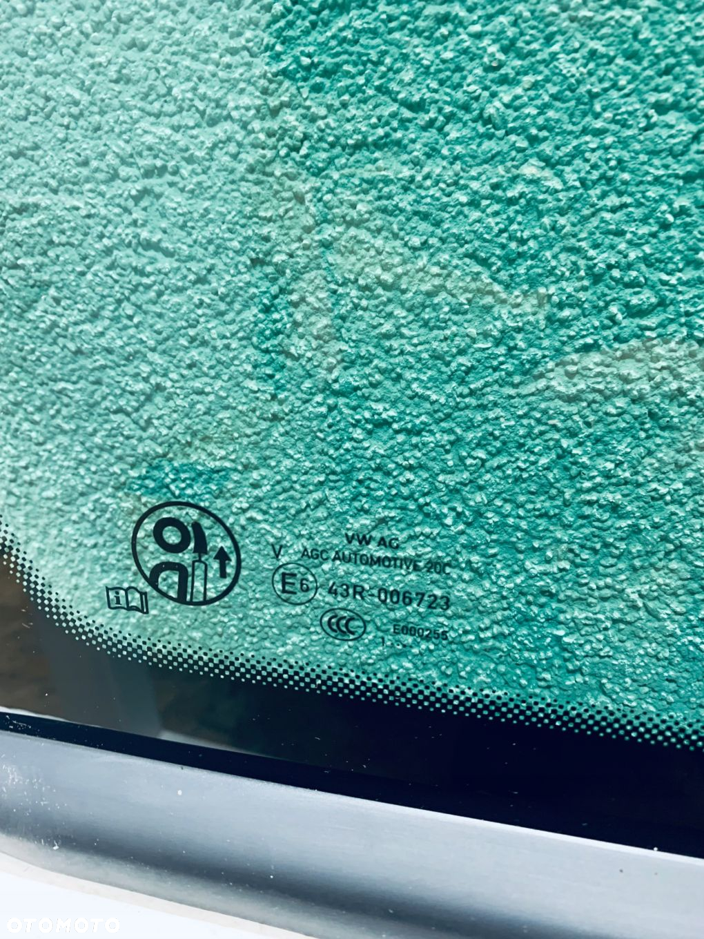 Szyba karoseryjna lewa SEAT LEON 2020- KOMBI OE - 2