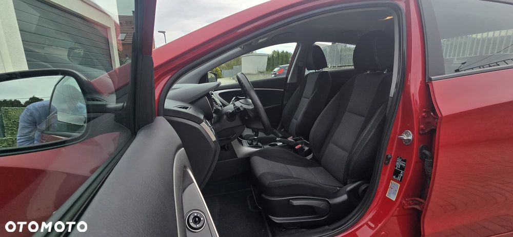 Hyundai i30 - 18