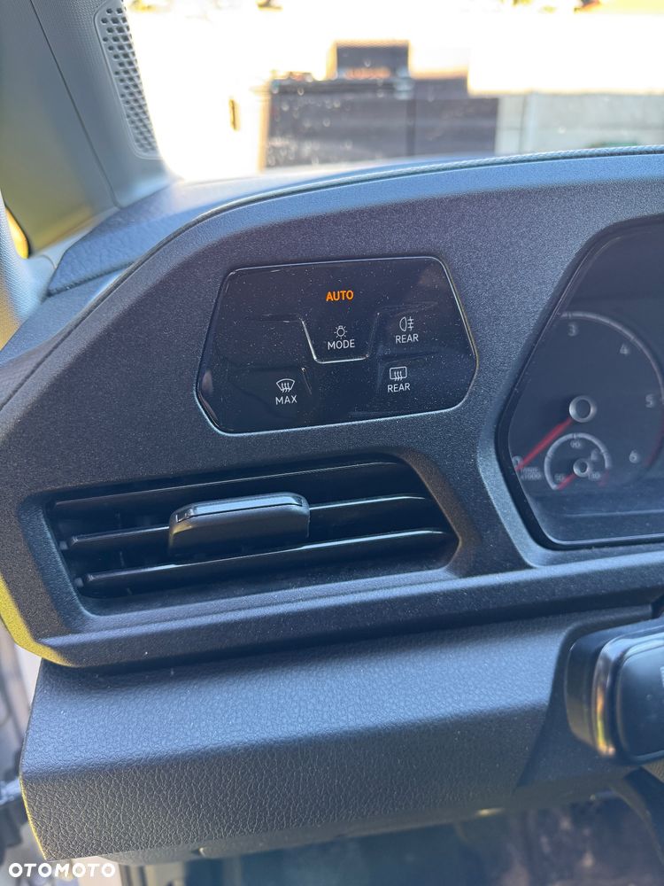 Volkswagen Caddy - 14