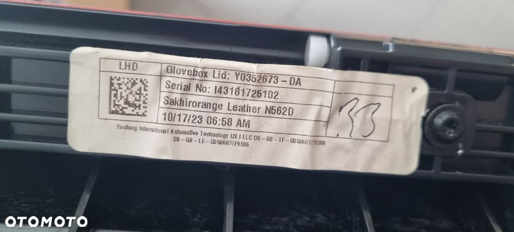 BMW XM G09 2022- Schowek konsoli Oryginał Demontaż - 7