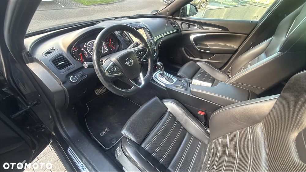 Opel Insignia 2.8 T V6 OPC EU6 - 6