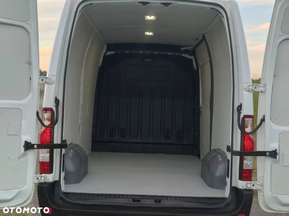 Renault Master - 22