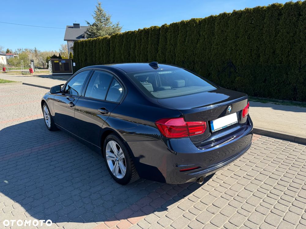 BMW Seria 3 316d Sport Line Shadow - 7