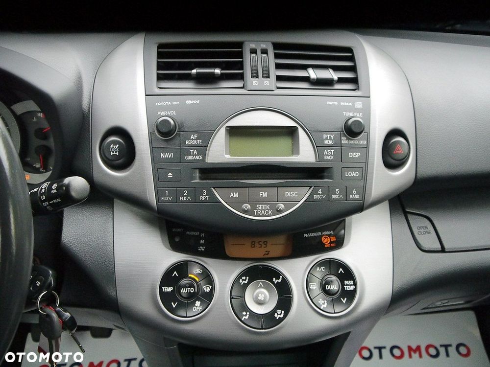 Toyota RAV4 2.0 VVT-i Luna - 18