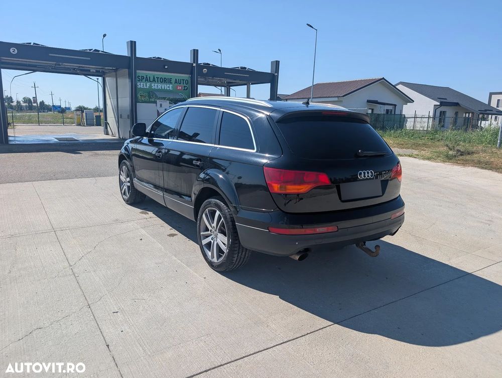 Audi Q7 3.0 TDI Quattro Tip - 4