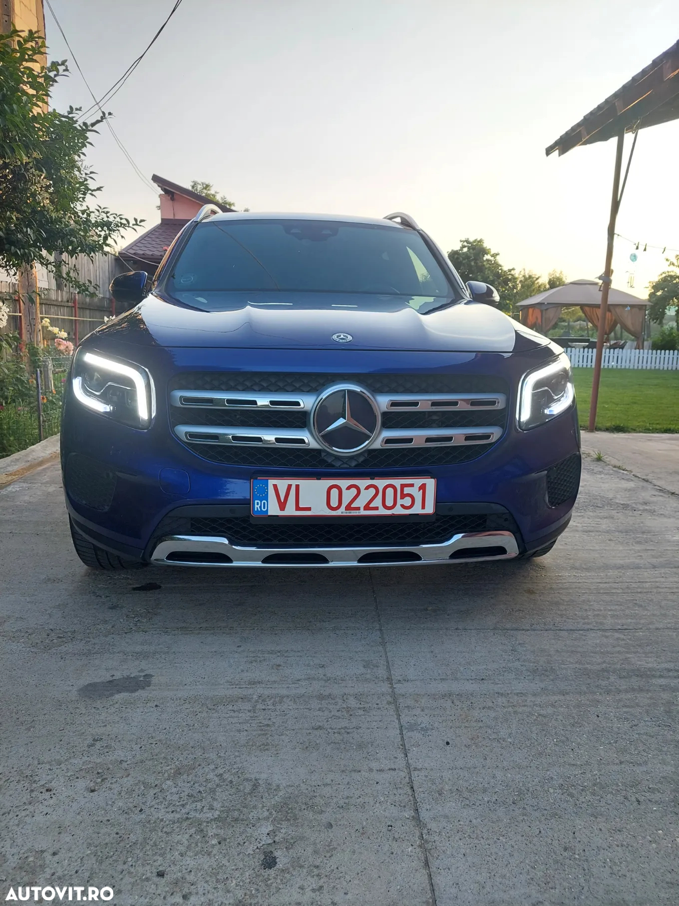Mercedes-Benz GLB 200 d 4Matic 8G-DCT - 16