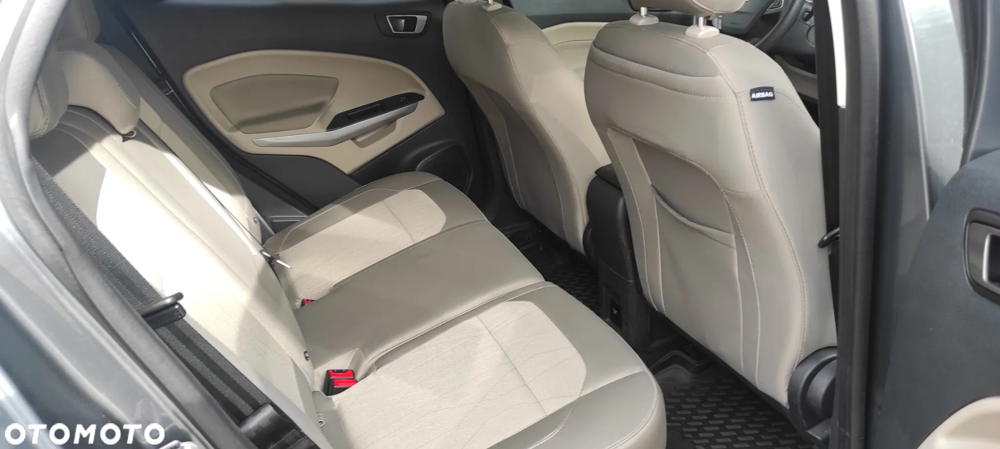 Ford EcoSport - 10