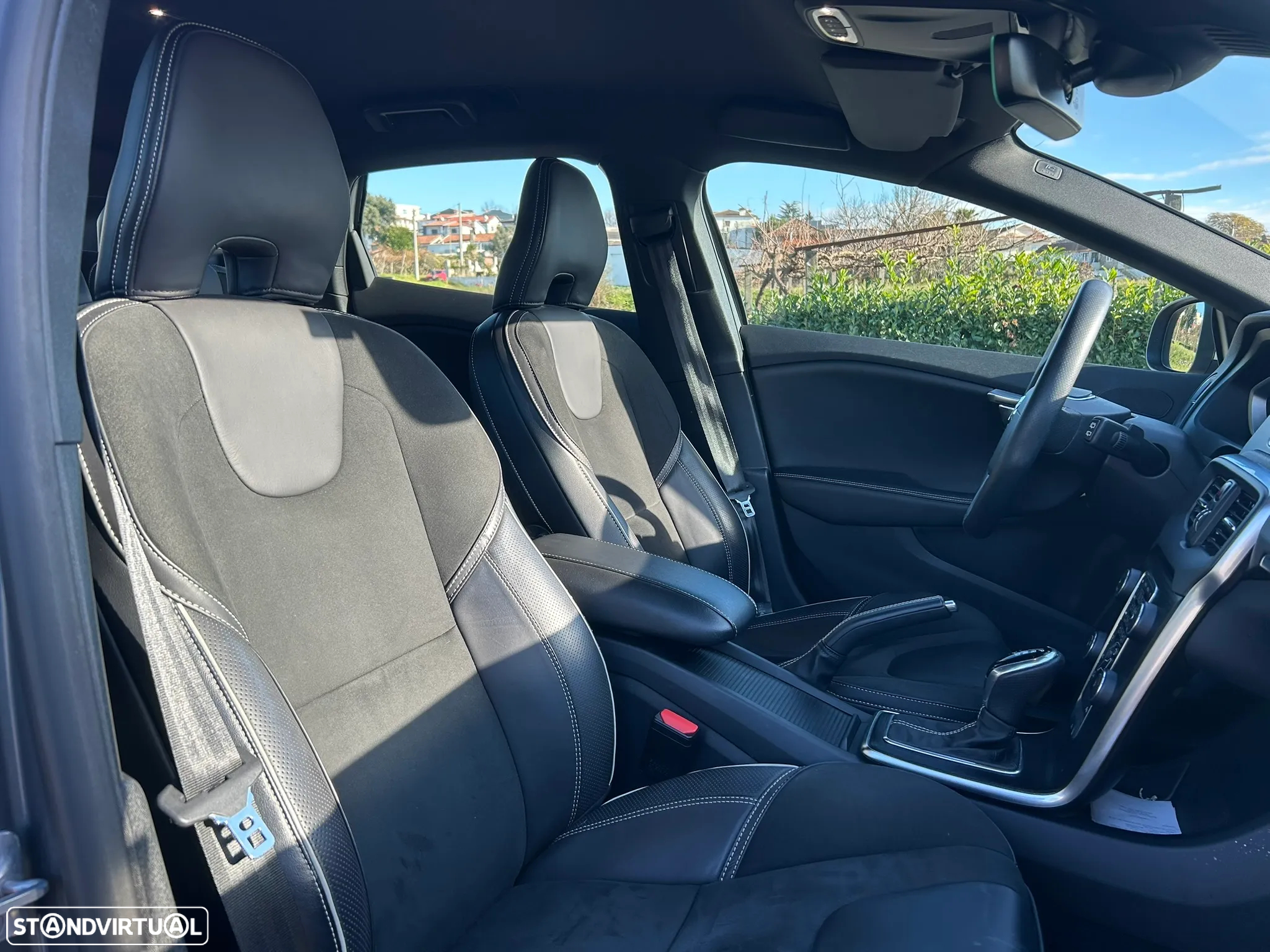 Volvo V40 1.5 T3 Sport Edition R Geartronic - 16