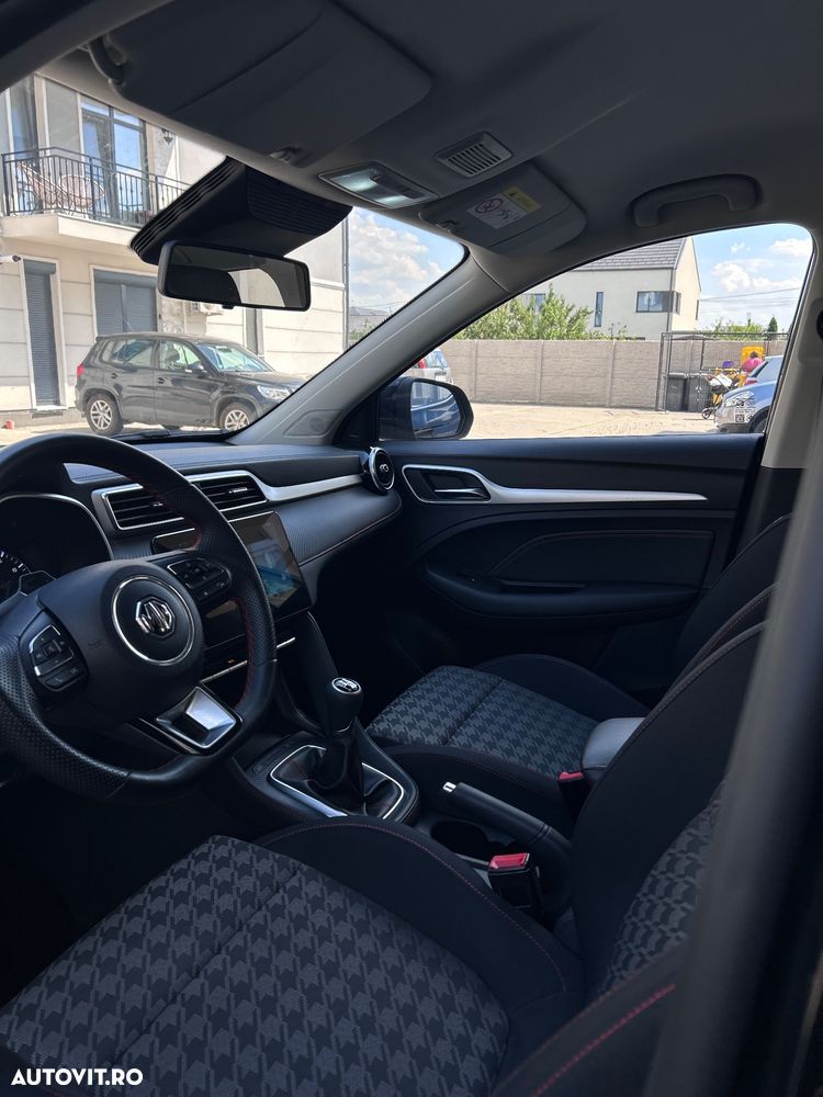 MG ZS 1.5 GSL 5MT Excite - 17