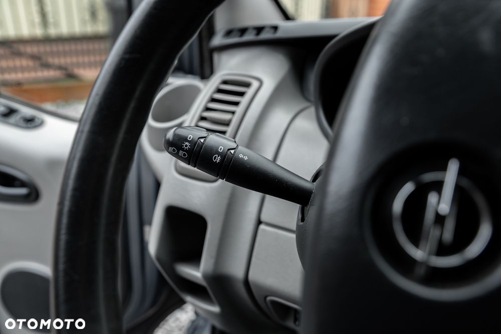 Opel Vivaro L1H1 DPF - 25