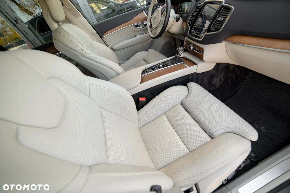 Volvo XC 90 D5 AWD Inscription - 40
