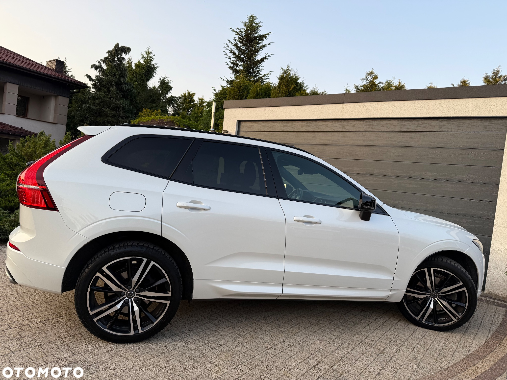 Volvo XC 60 B4 D Geartronic RDesign - 11