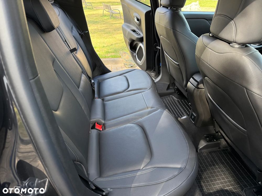 Jeep Renegade 1.6 MultiJet DSG Night Eagle - 17