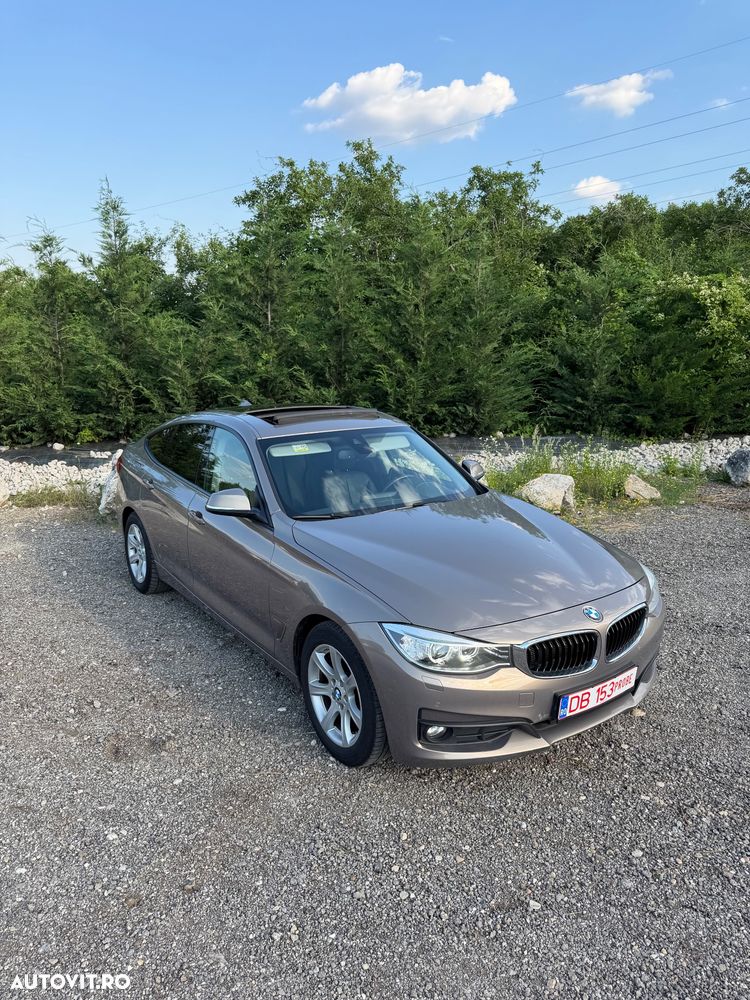 BMW Seria 3 320d Aut. Sport Line - 2