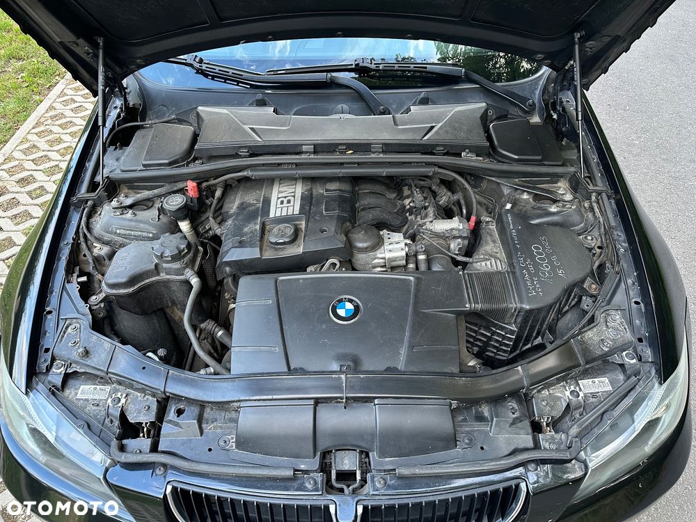 BMW Seria 3 318i - 11