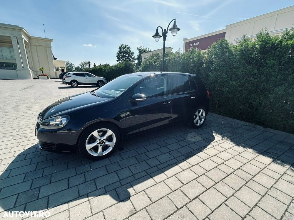 Volkswagen Golf 1.4 TSI Comfortline DSG - 2