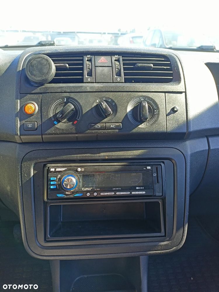 Skoda Fabia - 11