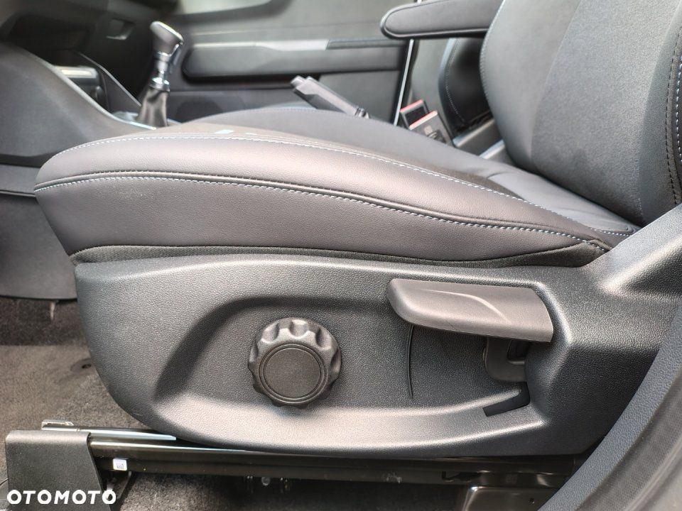 Ford Tourneo Courier - 22